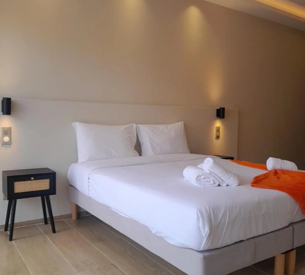 Villa Valentino - Vue Mer- Pool House / Piscine Antibes France